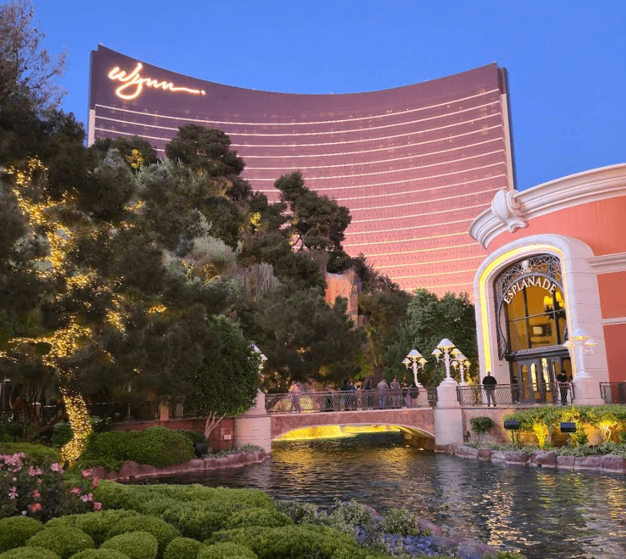 COUTURE WYNN LAS VEGAS